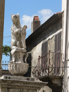Orsini statue